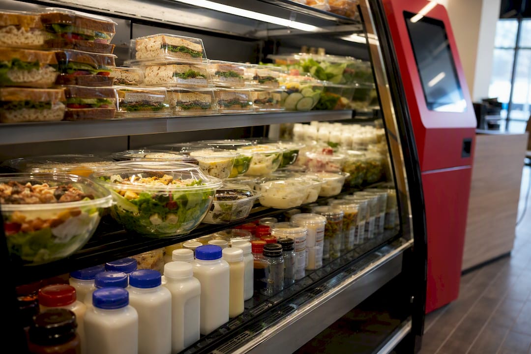 Hospital grab-and-go micro-market fresh food display